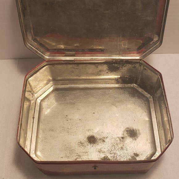 A. S. WILKIN LIMITED CREMONA "NEEDLEWORK" TIN BOX - LADY HAMILTON - TRUE VINTAGE - Picture 11 of 16